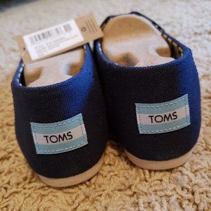 Women's TOMS NWT & NIB Navy Blue Recycled Cotton Canvas Alpargata Size 7
